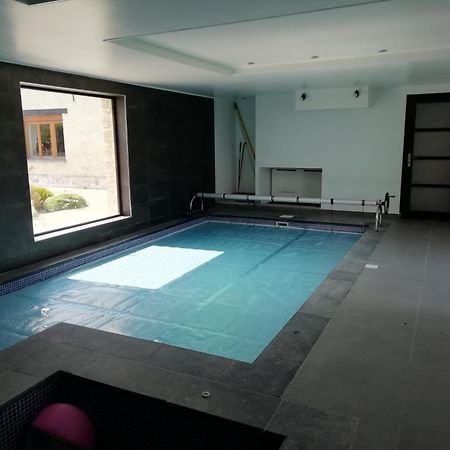 Etage A La Ferme Avec Piscine Interieure Privative, Selon Date Bassee Luaran gambar