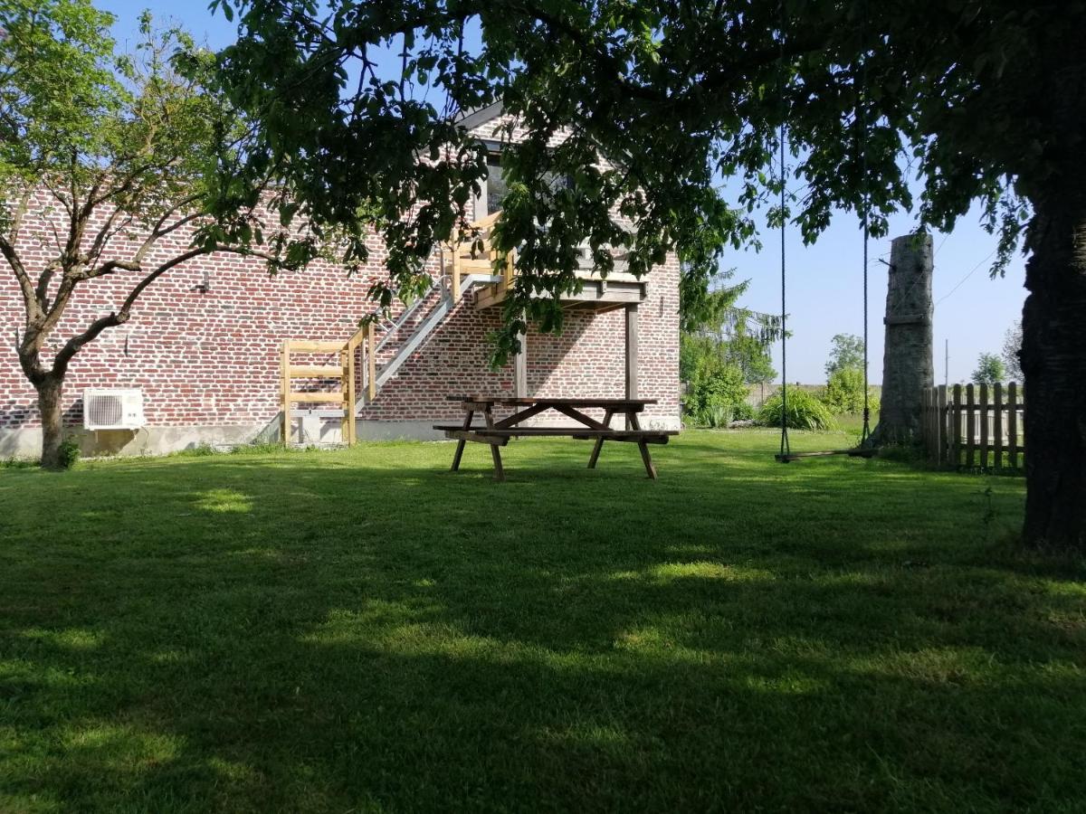 Etage A La Ferme Avec Piscine Interieure Privative, Selon Date Bassee Luaran gambar